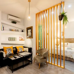 estudio-san-luis-en-pleno-centro-de-sevilla.es-andalucia.com/